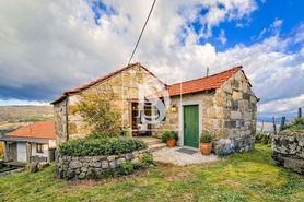 Moradia T2 - Paredes de Viadores, Marco de Canaveses, Porto - Miniatura: 3/46