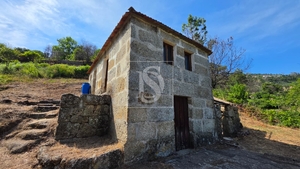 Moradia T1 - Gove, Bai�o, Porto - Miniatura: 25/38