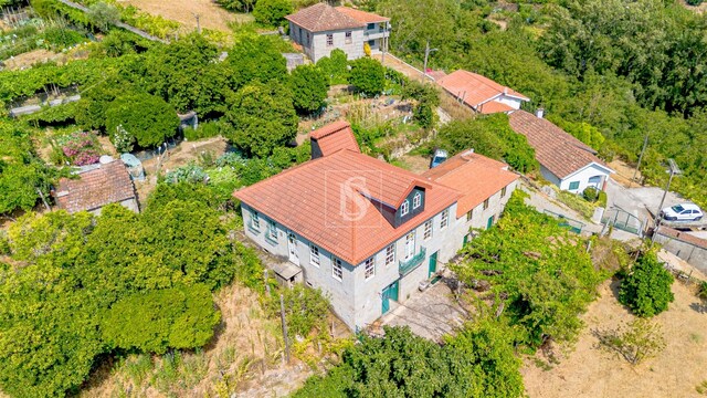Moradia T5 - Santa Marinha do Z�zere, Bai�o, Porto - Imagem grande