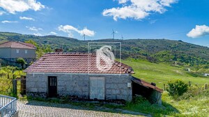 Moradia T1 - Loivos do Monte, Bai�o, Porto - Miniatura: 1/23