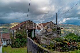 Moradia T2 - Paredes de Viadores, Marco de Canaveses, Porto - Miniatura: 1/46