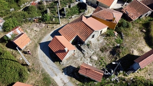 Moradia T1 - Gouveia (S�o Sim�o), Amarante, Porto - Miniatura: 42/43