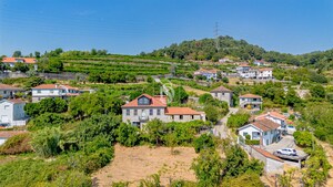 Moradia T5 - Santa Marinha do Z�zere, Bai�o, Porto - Miniatura: 17/37