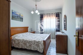 Moradia T4 - Teixeira, Bai�o, Porto - Miniatura: 13/27