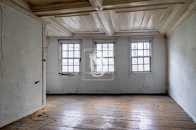 Pr�dio T1 - Av�es, Lamego, Viseu - Miniatura: 8/10