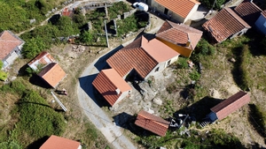 Moradia - Gouveia (S�o Sim�o), Amarante, Porto - Miniatura: 43/43