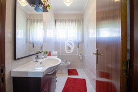 Moradia T4 - Teixeira, Bai�o, Porto - Miniatura: 27/39