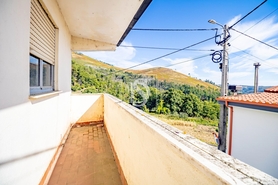 Moradia T5 - Sedielos, Peso da R�gua, Vila Real - Miniatura: 17/25