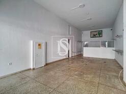 Loja - Ermesinde, Valongo, Porto - Miniatura: 1/10