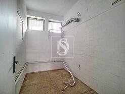 Loja - Ermesinde, Valongo, Porto - Miniatura: 6/10