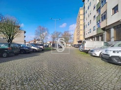 Apartamento T2 - �guas Santas, Maia, Porto - Miniatura: 35/40