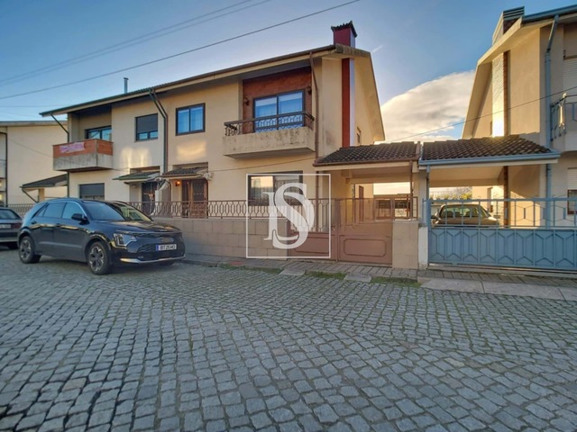 Moradia T4 - Moreira, Maia, Porto - Imagem grande