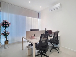 Loja - Ramalde, Porto, Porto - Miniatura: 13/30