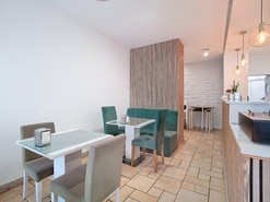 Loja - Ermesinde, Valongo, Porto - Miniatura: 15/21