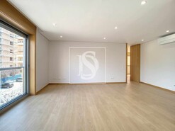 Apartamento T3 - Ermesinde, Valongo, Porto - Miniatura: 2/17