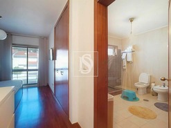 Moradia T3 - Nogueira da Regedoura, Santa Maria da Feira, Aveiro - Miniatura: 23/40