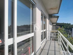 Moradia T3 - Nogueira da Regedoura, Santa Maria da Feira, Aveiro - Miniatura: 34/40