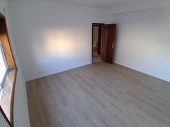 Apartamento T2 - Baguim do Monte, Gondomar, Porto - Miniatura: 16/16