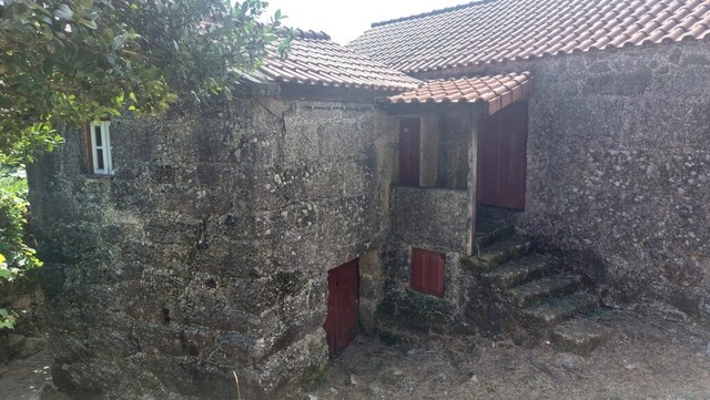 Moradia T0 - CHORENSE E MONTE, Terras de Bouro, Braga - Imagem grande