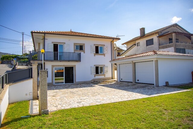 Moradia T5 - Ferreiros, Amares, Braga - Imagem grande