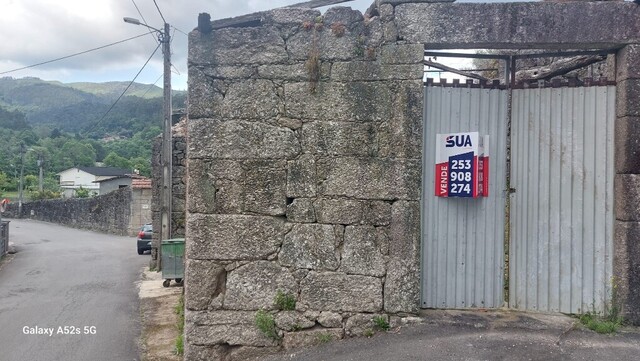Moradia T0 - Go�es, Amares, Braga - Imagem grande