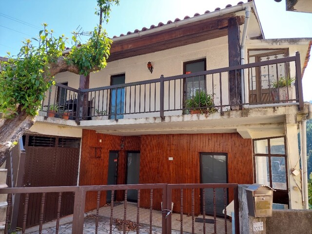 Moradia > T6 - Rio Caldo, Terras de Bouro, Braga - Imagem grande
