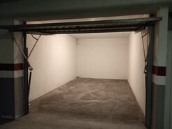 Garagem - Ferreiros, Amares, Braga