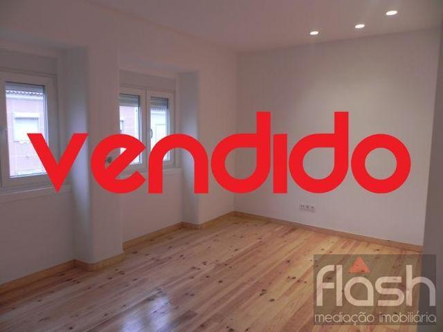 Apartamento T2 - Amadora, Amadora, Lisboa - Imagem grande