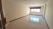 Apartamento T2 - Mem Martins, Sintra, Lisboa - Miniatura: 5/19