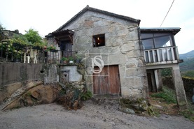 Moradia T4 - Cerva, Ribeira de Pena, Vila Real - Miniatura: 33/36
