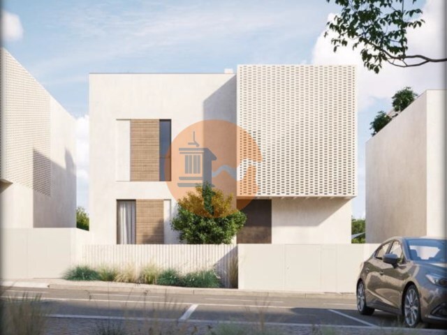 Moradia T3 - Moncarapacho, Olh�o, Faro (Algarve) - Imagem grande