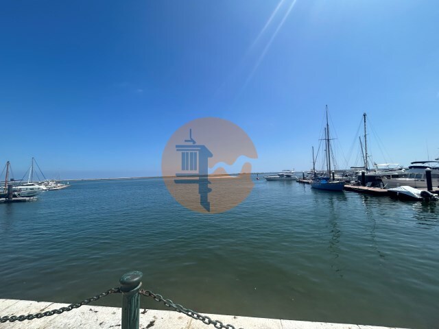 Bar/Restaurante - Olh�o, Olh�o, Faro (Algarve) - Imagem grande