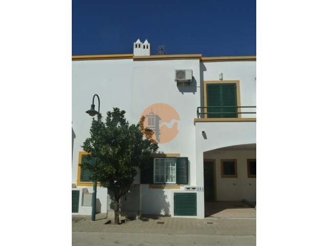 Moradia T2 - Vila Nova de Cacela, Vila Real de Santo Antnio, Faro (Algarve) - Imagem grande