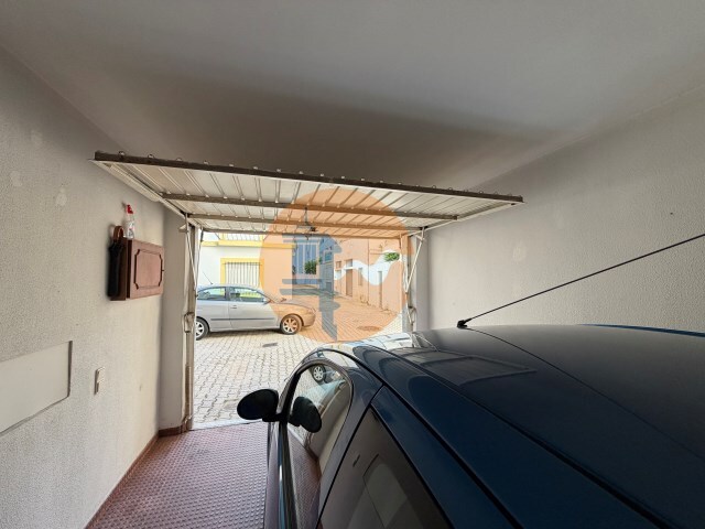 Garagem - Monte Gordo, Vila Real de Santo Ant�nio, Faro (Algarve) - Imagem grande