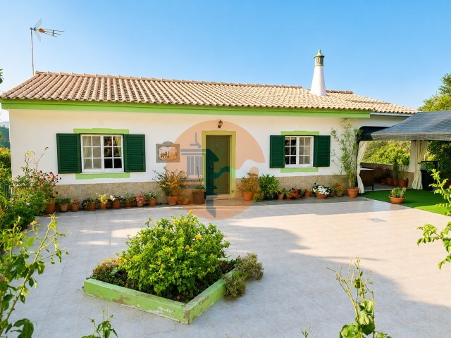 Moradia T3 - S�o Br�s de Alportel, S�o Br�s de Alportel, Faro (Algarve) - Imagem grande