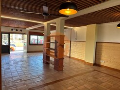 Com�rcio - Moncarapacho, Olh�o, Faro (Algarve)