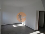 Moradia T4 - Moncarapacho, Olh�o, Faro (Algarve) - Miniatura: 3/9