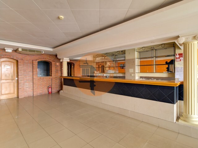 Bar/Restaurante - Monte Gordo, Vila Real de Santo Ant�nio, Faro (Algarve) - Imagem grande