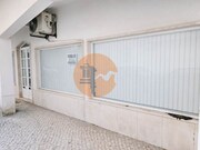 Loja - Monte Gordo, Vila Real de Santo Ant�nio, Faro (Algarve) - Miniatura: 2/8