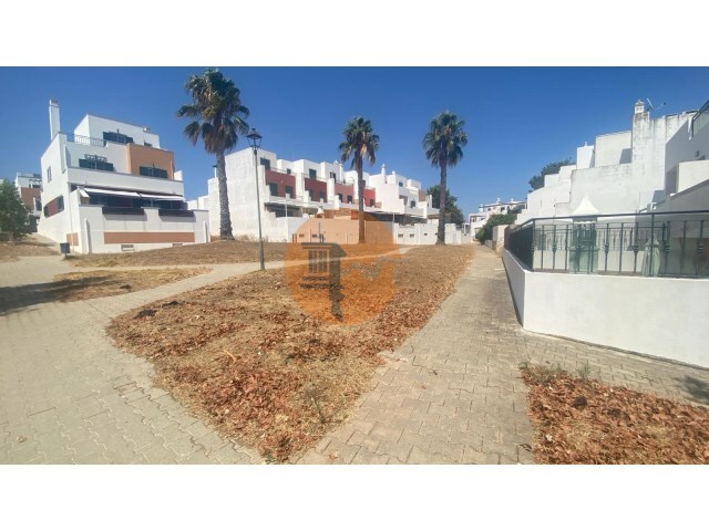 Terreno Urbano - Olh�o, Olh�o, Faro (Algarve) - Imagem grande