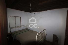 Moradia T3 - Vilas Boas, Vila Flor, Bragan�a - Miniatura: 18/21