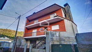 Moradia T5 - Redondelo, Chaves, Vila Real - Miniatura: 33/37
