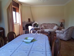 Moradia T5 - Santa Maria Maior, Chaves, Vila Real - Miniatura: 1/13