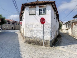 Moradia T0 - Outeiro Seco, Chaves, Vila Real - Miniatura: 9/13