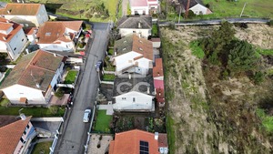 Moradia T4 - Santa Maria Maior, Chaves, Vila Real - Miniatura: 30/34
