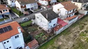 Moradia T4 - Santa Maria Maior, Chaves, Vila Real - Miniatura: 33/34