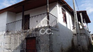 Moradia T6 - Fai�es, Chaves, Vila Real - Miniatura: 2/10