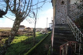 Moradia T3 - Nogueira da Montanha, Chaves, Vila Real - Miniatura: 2/38