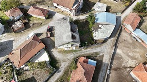 Moradia T3 - Nogueira da Montanha, Chaves, Vila Real - Miniatura: 26/38