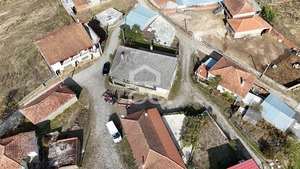 Moradia T3 - Nogueira da Montanha, Chaves, Vila Real - Miniatura: 28/38